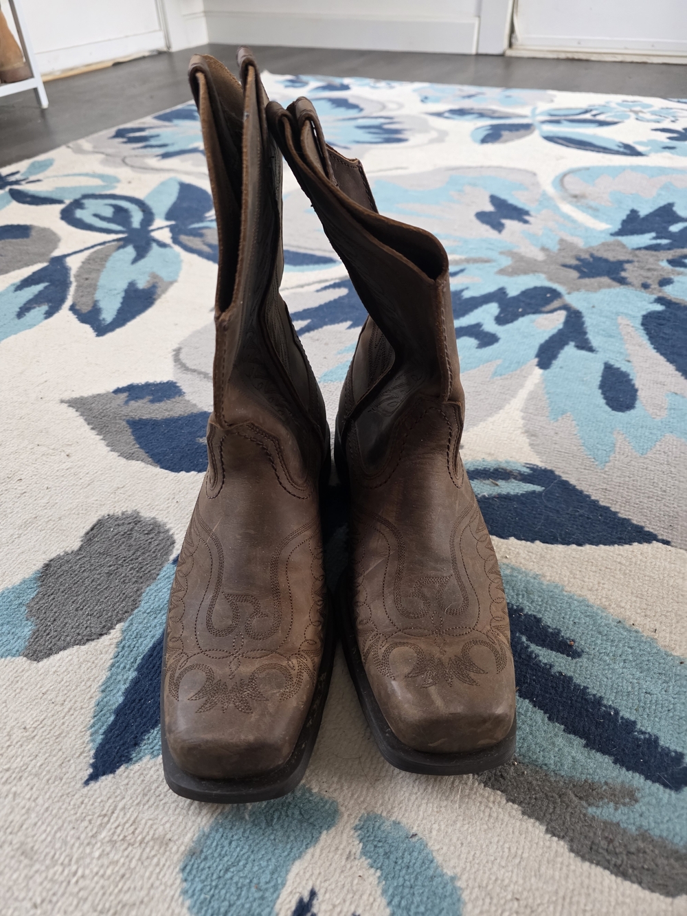 Ariat Rambler Brown Leather Cowboy Boots - Picture 6 of 9